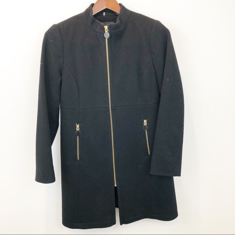 Tahari black wool fully lined zip up coat